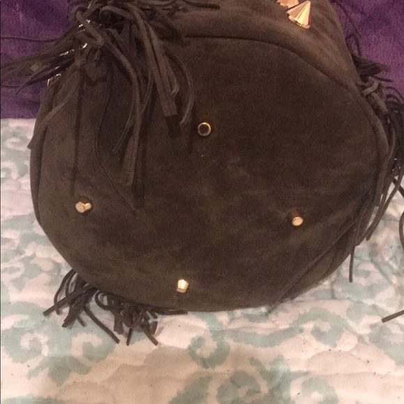 New Bucket Bag - Picture 6 of 8